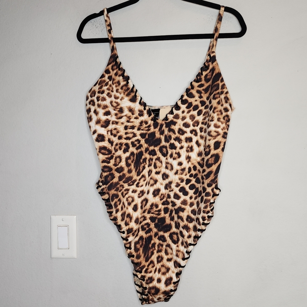 Good American Leopard One Piece Swimsuit Size 3XL New